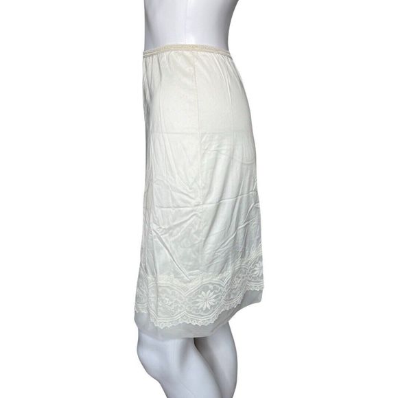 Lorraine Slip Womens Small Short Cream Lace Mesh Lingerie Undergarment‎ Vintage - Picture 3 of 6